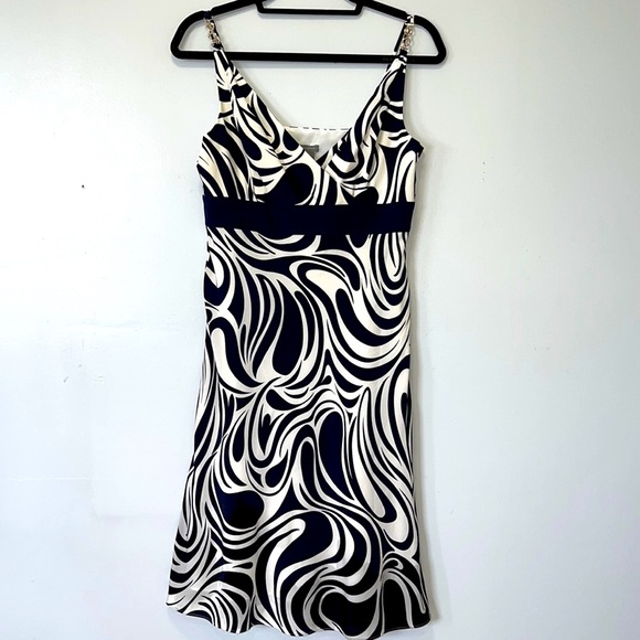 Ann Taylor Dresses & Skirts - ANN TAYLOR silk dress